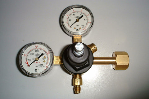 Single Outlet CO2 Regulator, Bottle Mount, Twin Gauge c/w 1/4" Male Flare (7/16" UNF)